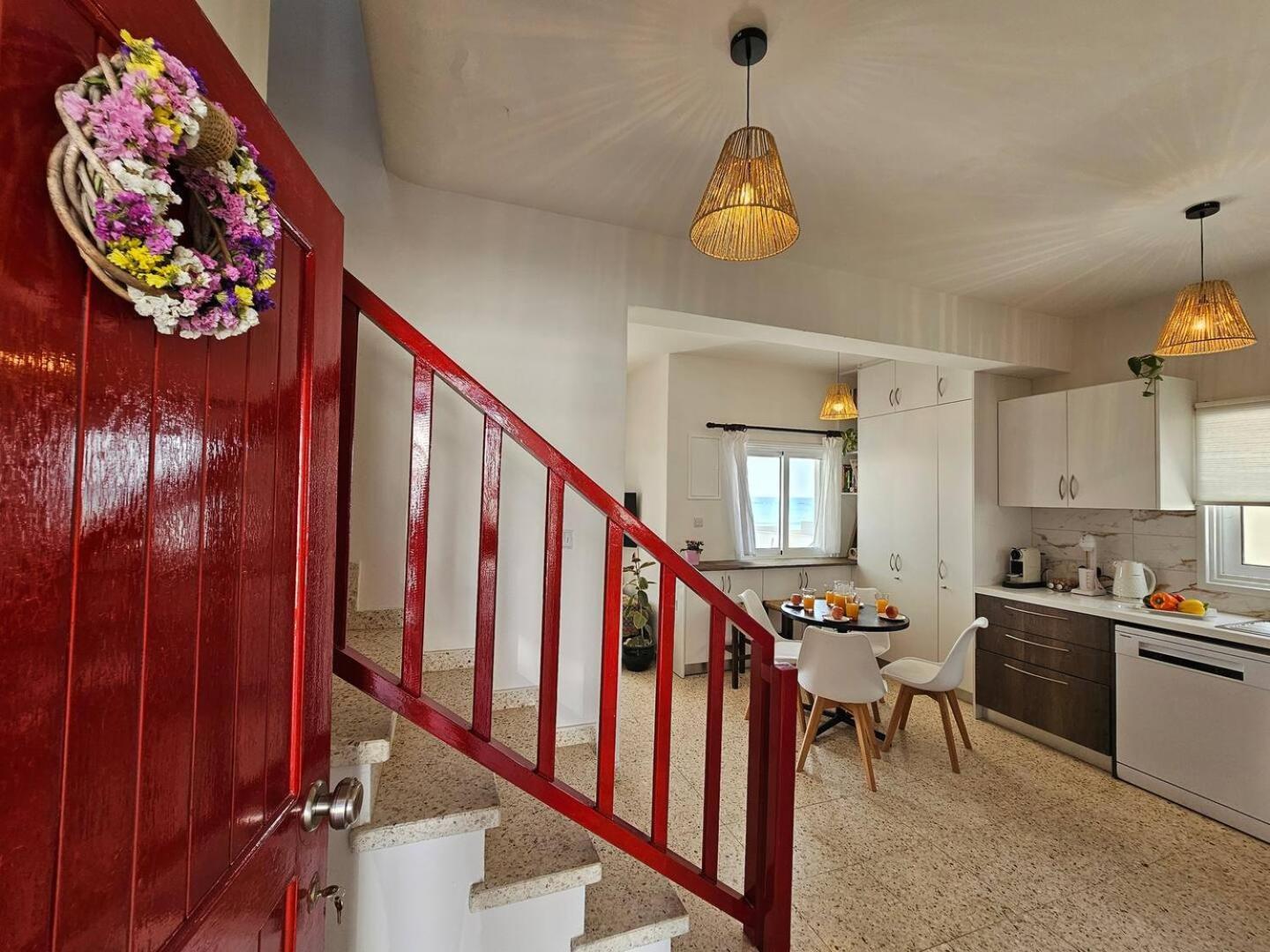 Ammos Beachfront Villa Paradise Larnaca Buitenkant foto