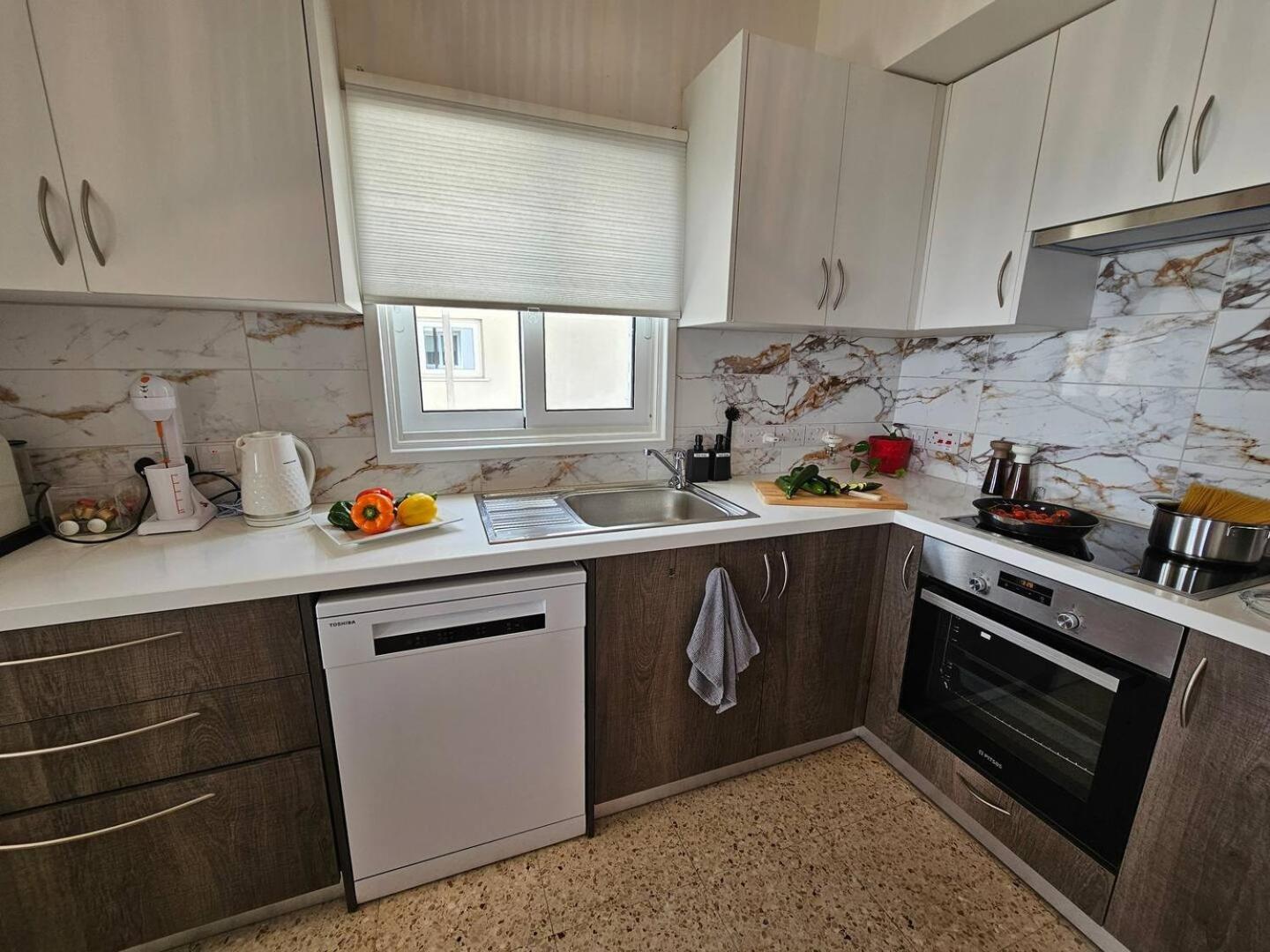 Ammos Beachfront Villa Paradise Larnaca Buitenkant foto
