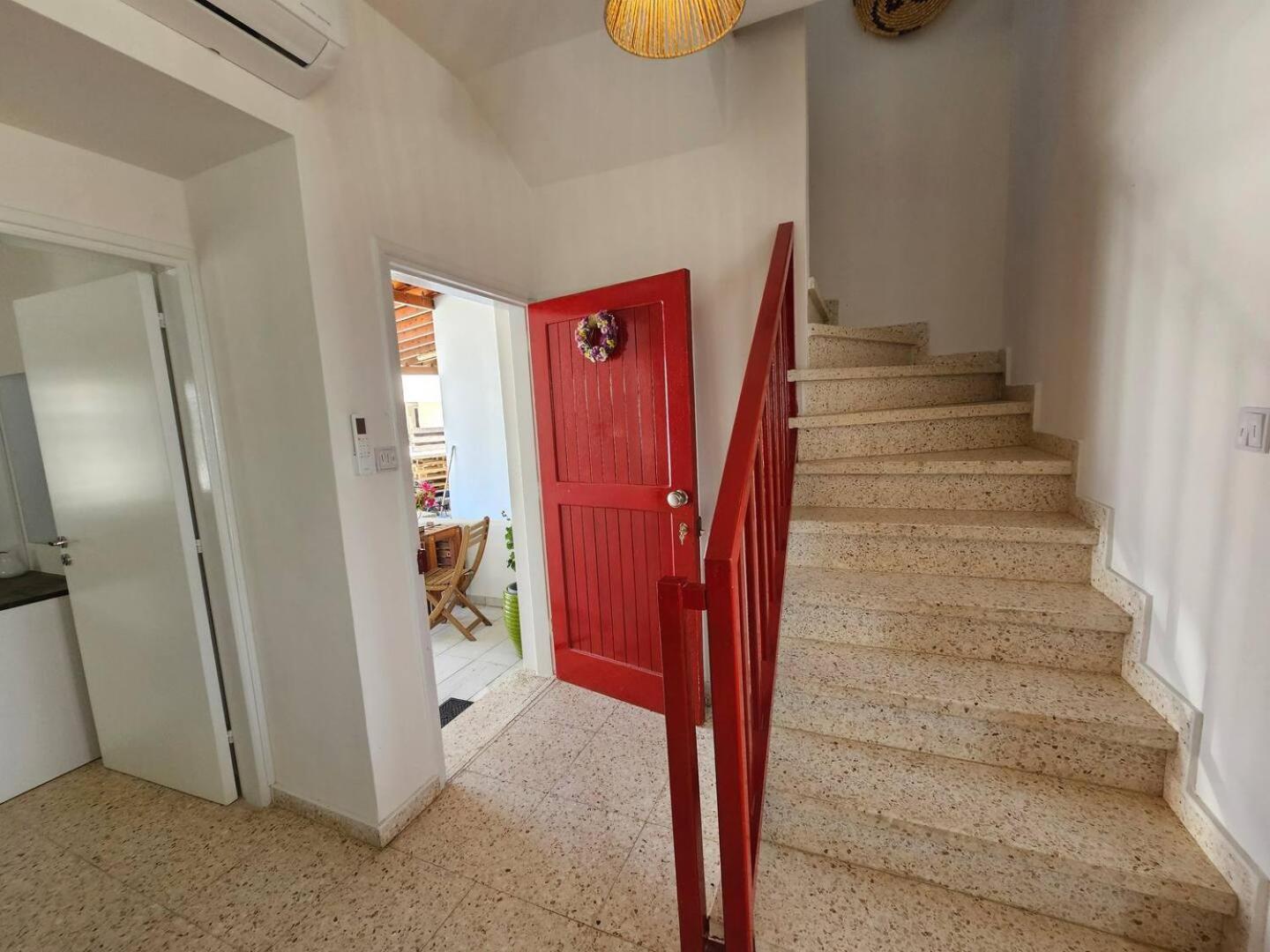 Ammos Beachfront Villa Paradise Larnaca Buitenkant foto