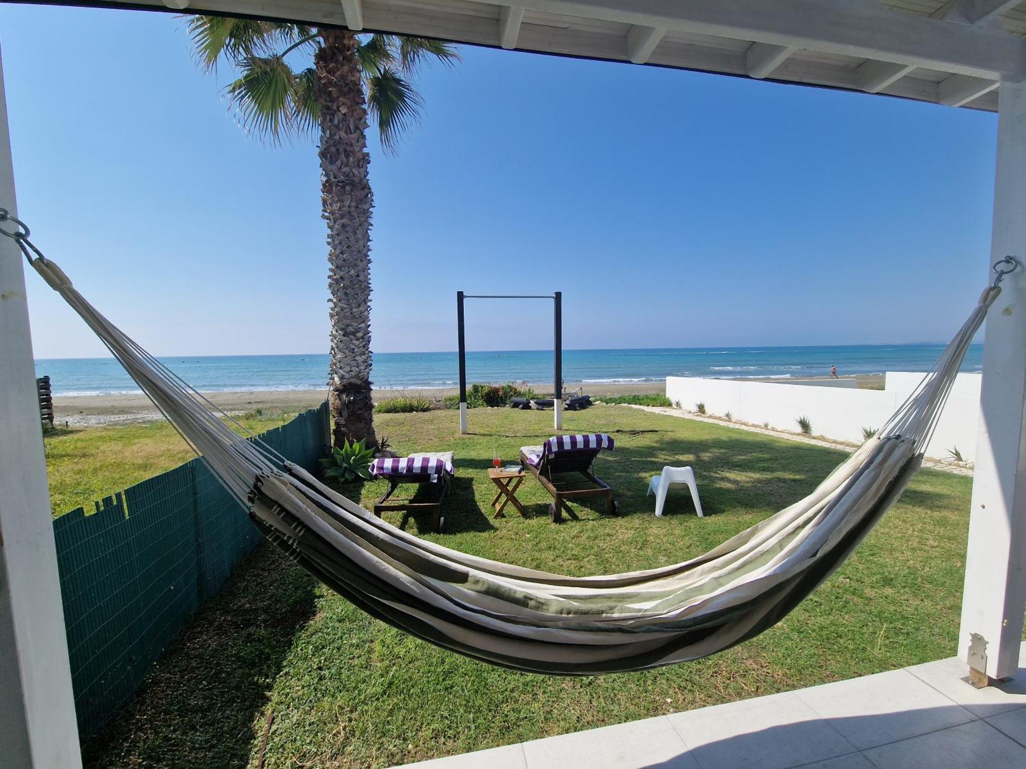 Ammos Beachfront Villa Paradise Larnaca Buitenkant foto