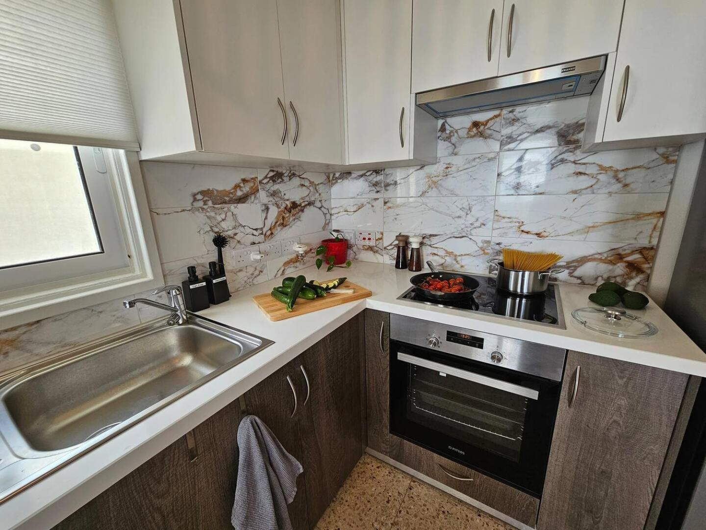 Ammos Beachfront Villa Paradise Larnaca Buitenkant foto