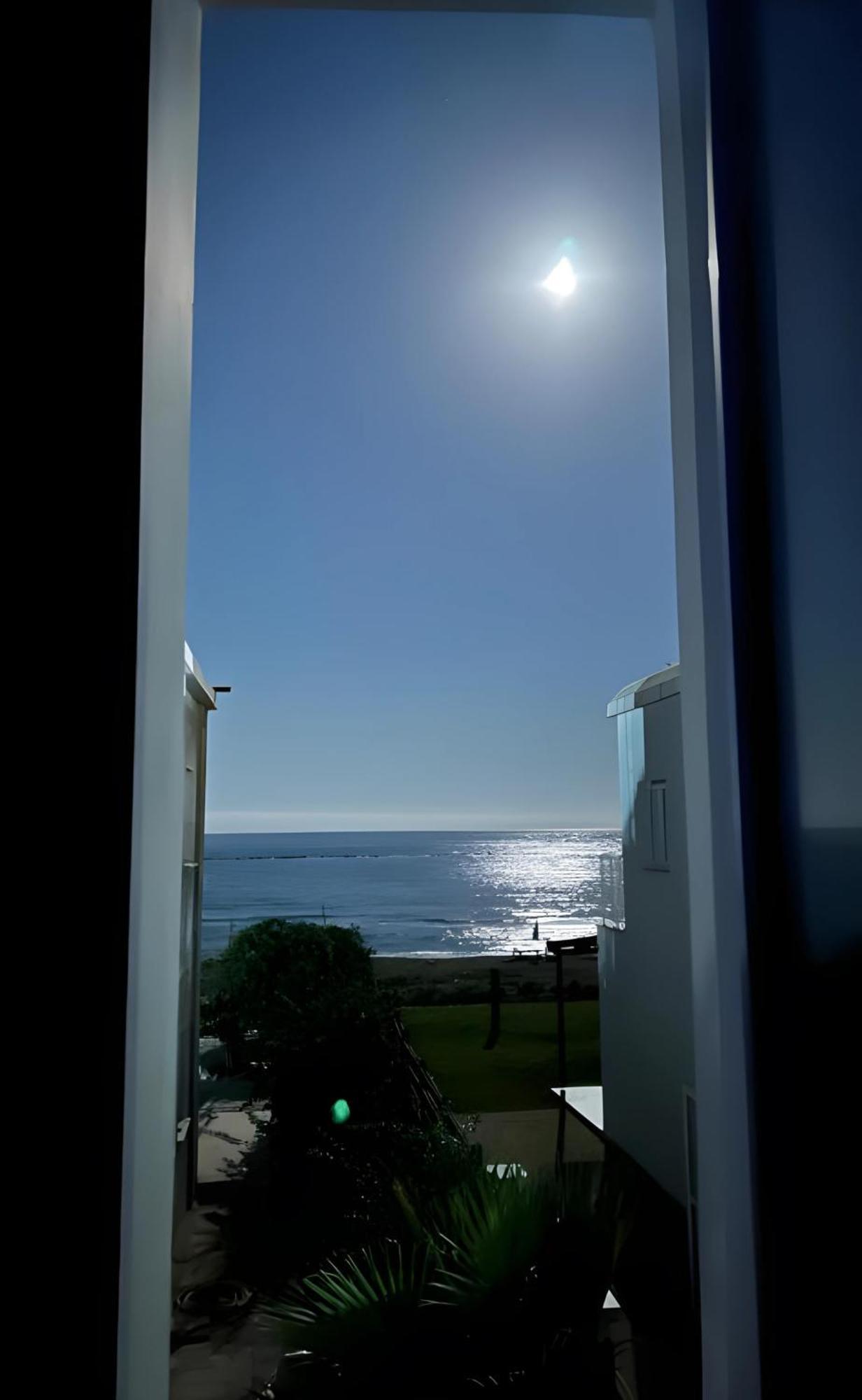 Ammos Beachfront Villa Paradise Larnaca Buitenkant foto